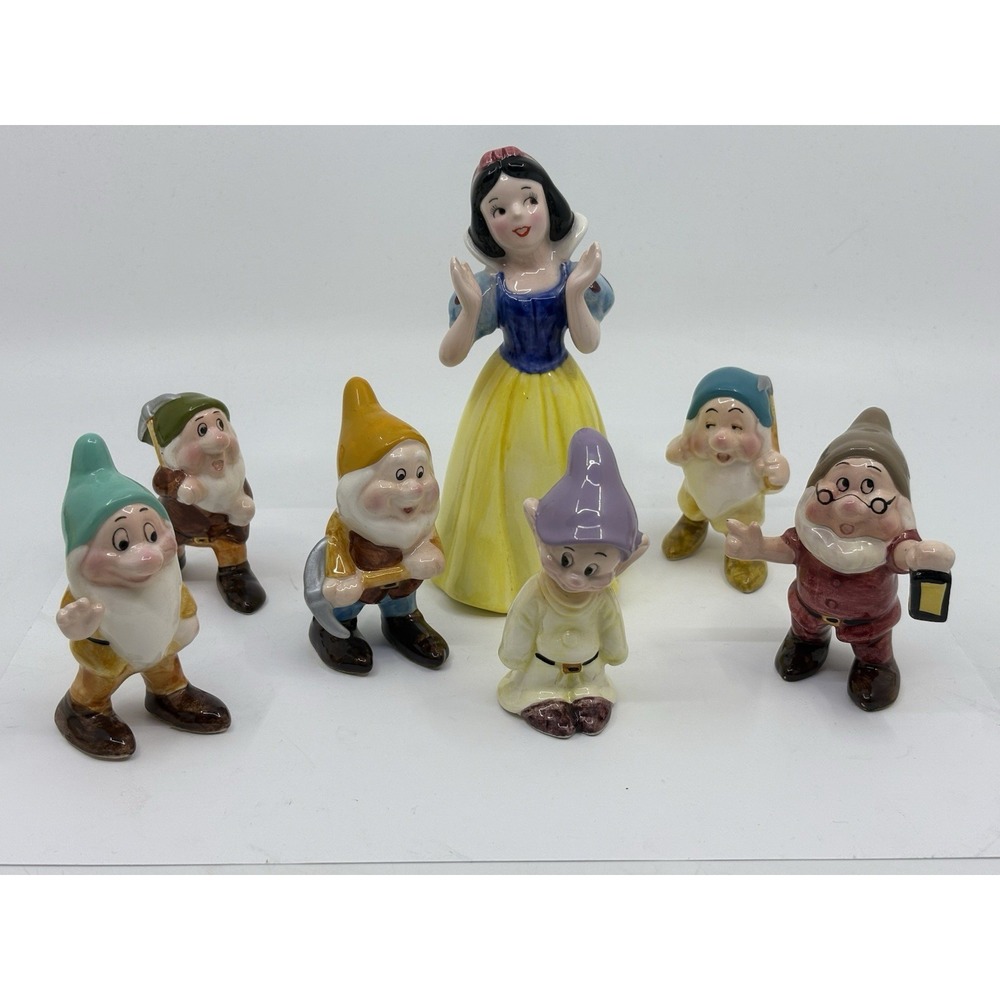 Disney Snow White & The 6 dwarfs Made In Malaysia